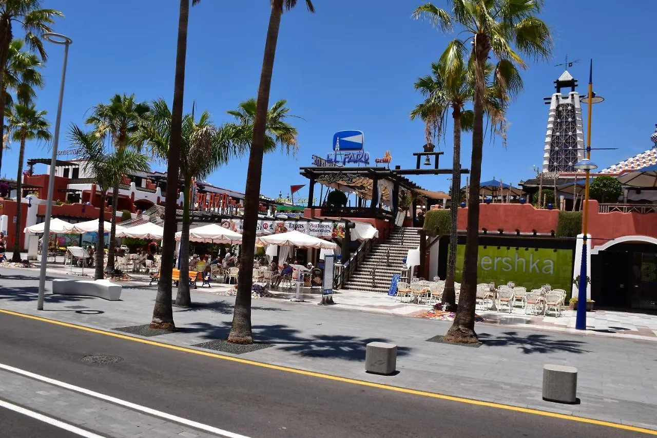 Studio Apartment No 1 Directly On The Beach And Sea, Terrace, Heated Pool, Wifi Playa de las Americas
