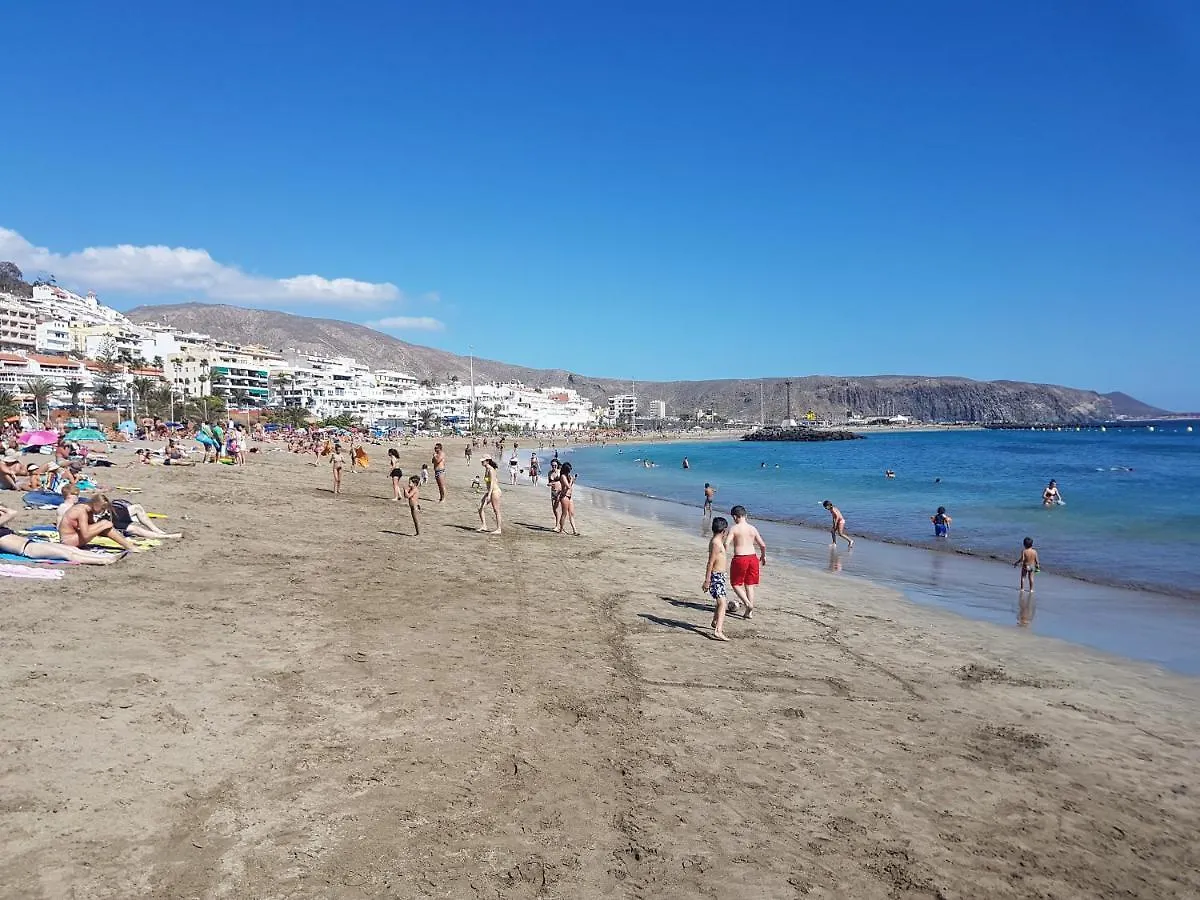 Studio Apartment No 1 Directly On The Beach And Sea, Terrace, Heated Pool, Wifi Playa de las Americas  Spagna